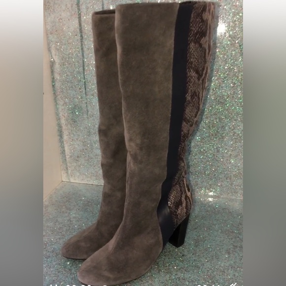 Jessica Simpson Shoe Show - Picture 2 of 3